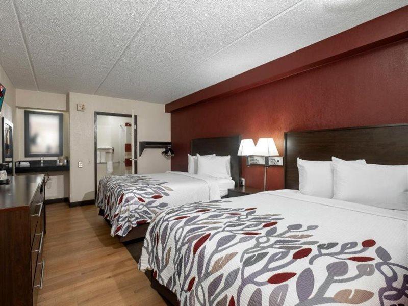 Red Roof Inn Champaign - University Екстер'єр фото