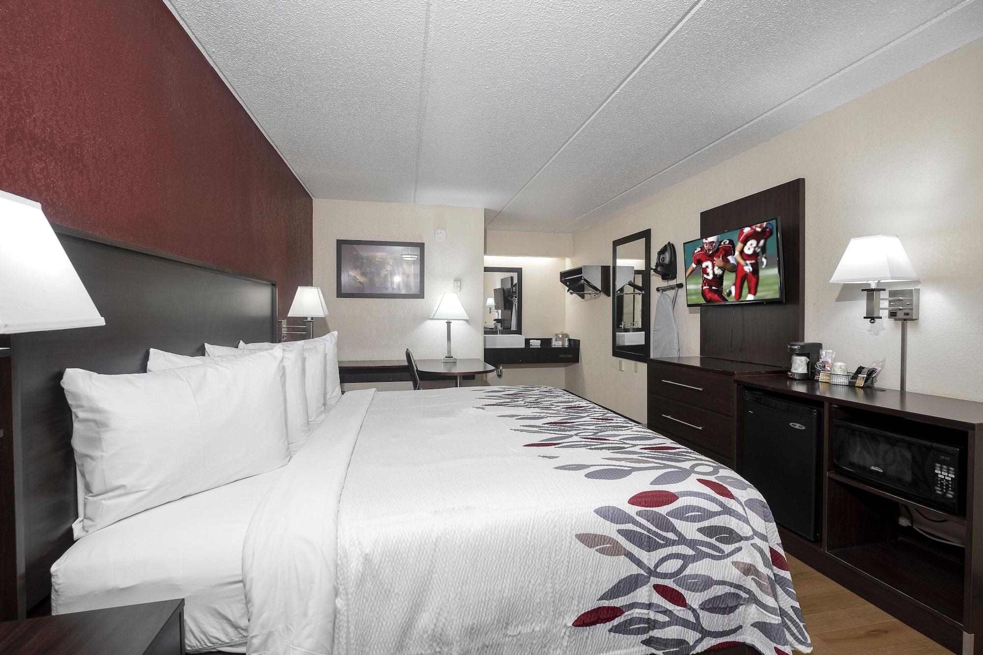 Red Roof Inn Champaign - University Екстер'єр фото