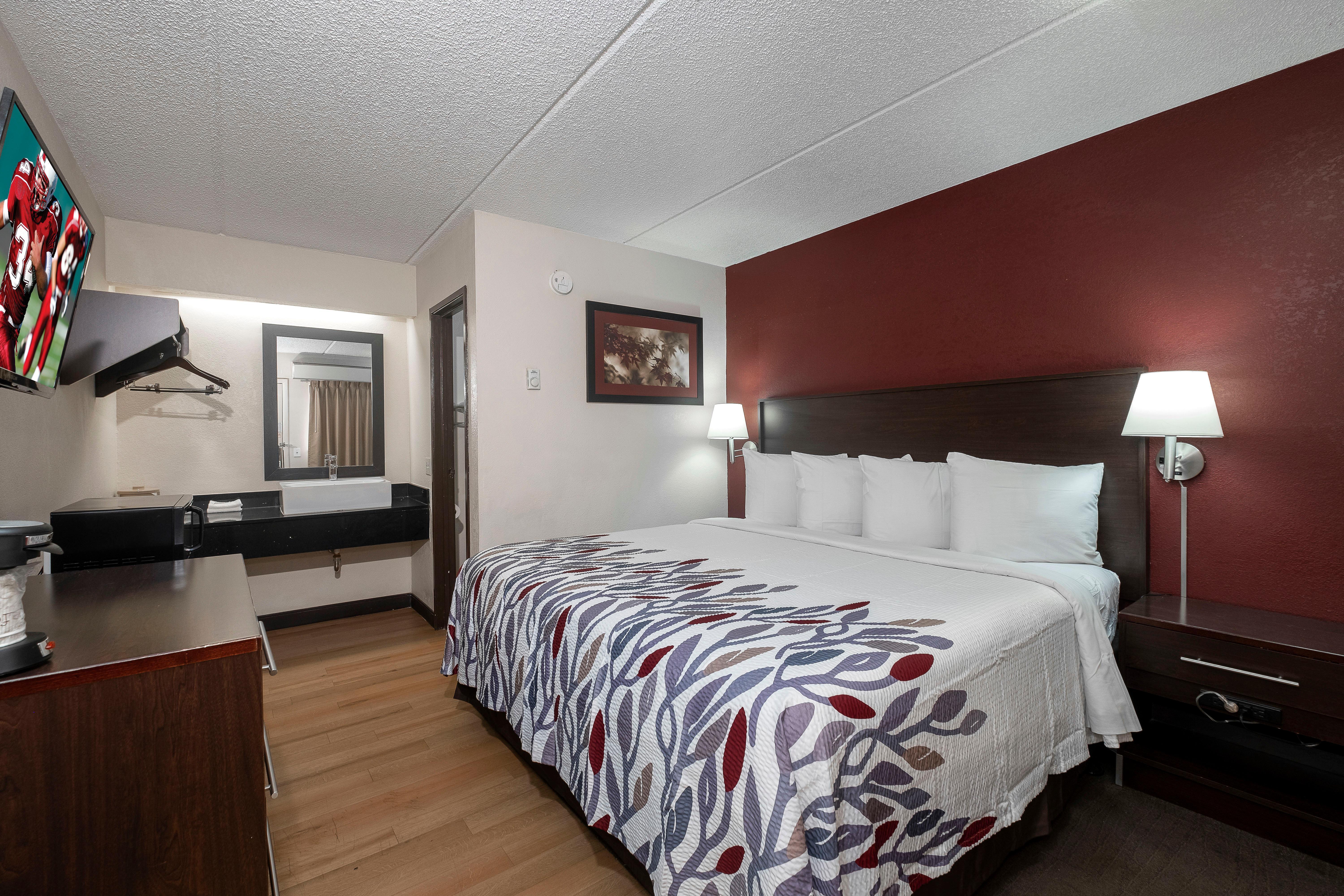 Red Roof Inn Champaign - University Екстер'єр фото
